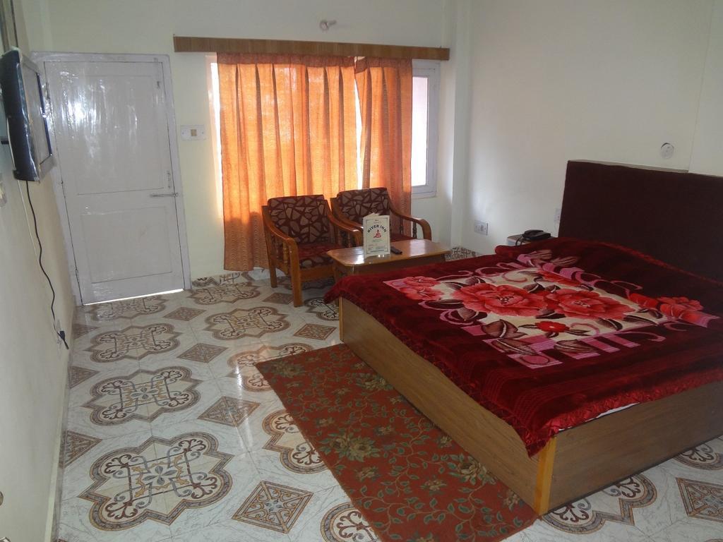 Hotel River Inn Manali  Room photo
